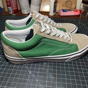 Vans Style 36